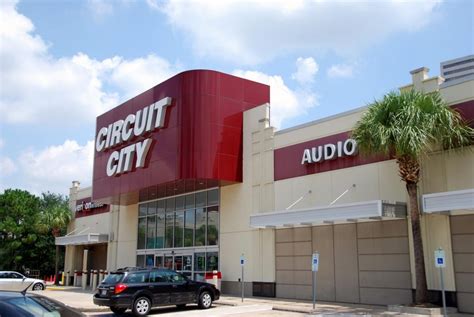 Circuit City – Houston Historic Retail