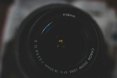 Canon Telephoto Lens · Free Stock Photo