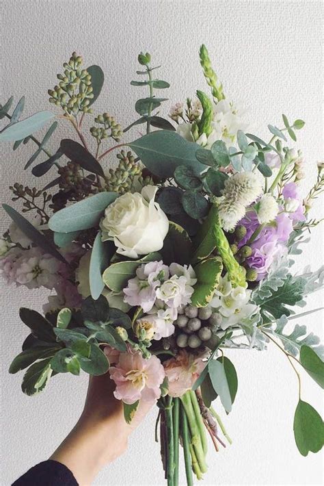 10 Gorgeous Green Wedding Florals Of The Moment | Wedding bouquets ...