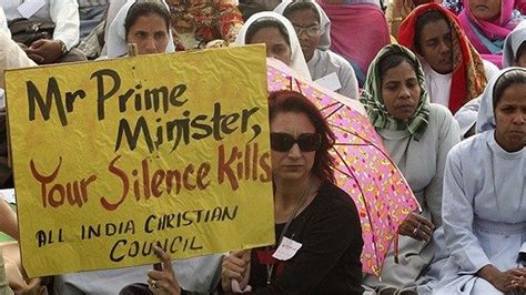 Christian persecution by Hindus rises in India, say humanitarian groups | Fox News