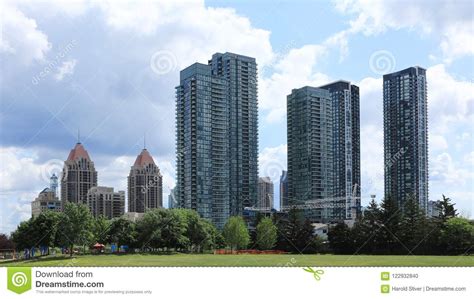 Scene of the Mississauga, Ontario Skyline Stock Photo - Image of urban ...