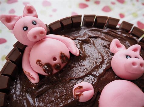 Chocolate Pig Cake - The Gluten Free Greek