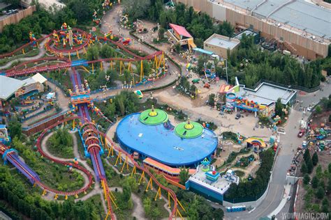 PHOTOS - A last aerial look at Toy Story Land under construction