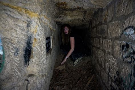 Paris Catacombs: Illegal Tunnels vs Tourist Attraction - Amy's Crypt