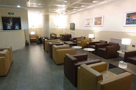 Review: Milan Malpensa Airport Lounge - One Mile at a Time