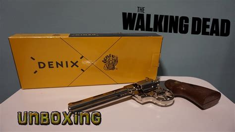 THE WALKING DEAD - REVOLVER COLT PYTHON (RICK GRIMES) | UNBOXING - YouTube