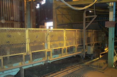 Belt conveyor barrier guards prevent accidents | Martin Engineering