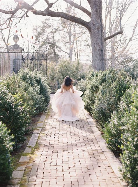 Organic Garden Bridal Inspiration in Nashville | Nashville Wedding ...