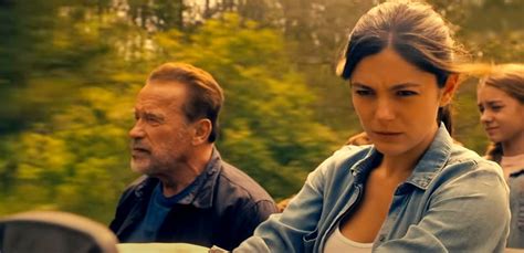 Netflix: Arnold Schwarzenegger & Monica Barbaro Play Father & Daughter ...