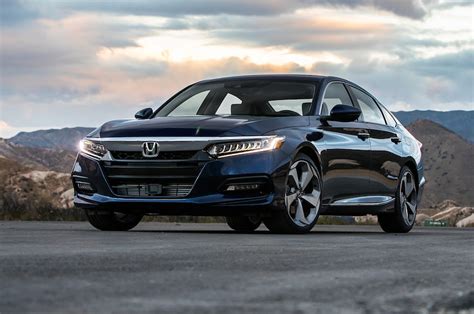 2018 Honda Accord Touring 2.0T Interior Review