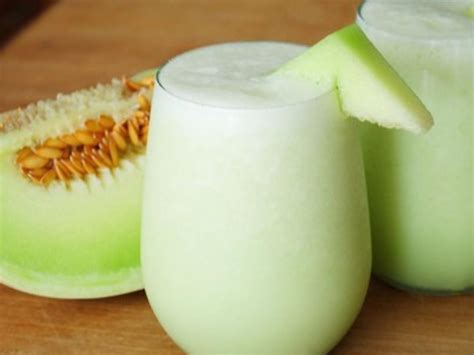 Pineapple Melon Smoothie Recipe and Nutrition - Eat This Much