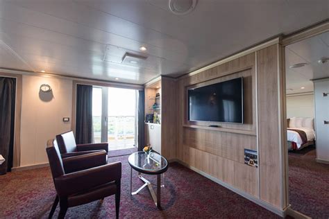 Accessible Neptune Suite on Holland America Nieuw Statendam Ship ...