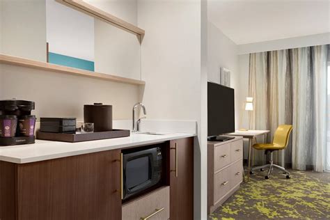 Embassy Suites by Hilton Boulder Rooms: Pictures & Reviews - Tripadvisor