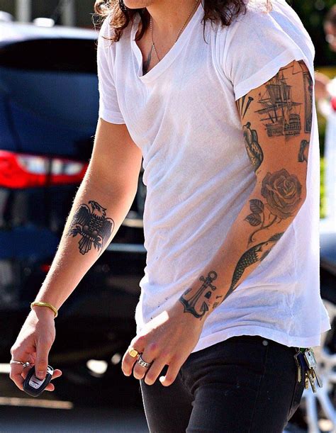 Pin von Margo auf Tat me up | Harry styles tattoos, Tattoos männer, Ärmeltätowierungen