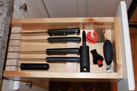 While Wearing Heels: DIY Custom Knife Drawer