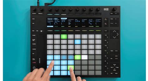 Ableton Push 3 - Kommt Abletons Controller Update als Groovebox? - gearnews.de