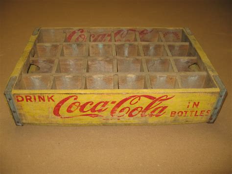 Coca-Cola cases | Collectors Weekly