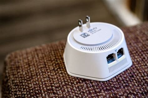 Comcast updates its xFi Pod mesh Wi-Fi extenders with faster speeds and fewer pods - IT ...