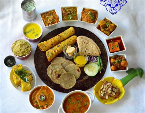 10 ‘Thalis’ From Around India That Will Take You To Food Heaven