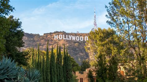 Lake Hollywood Park – Park Review | Condé Nast Traveler