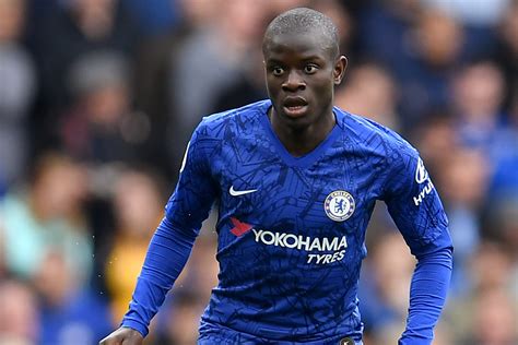 Kante / N Golo Kante Signs For Chelsea France Midfielder Admits Move ...