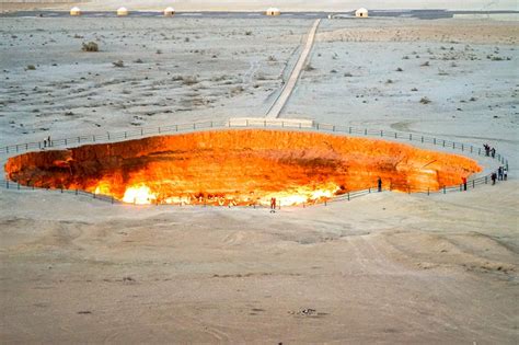 Darvaza Gas Crater | | Alluring World