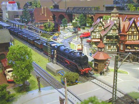 Wonderfully Constructed 21' X 8' Marklin HO Layout Model Train Photo Gallery