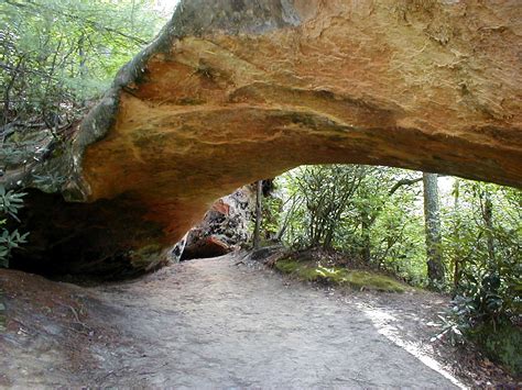 Indian Staircase Trail Intersects with Sheltowee Trace at the Indian Arch