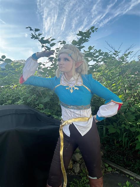 Zelda Cosplay from Tears of the Kingdom by auress on DeviantArt