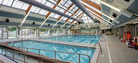 Snohomish County Family Activities: Lynnwood Recreation Center Pool