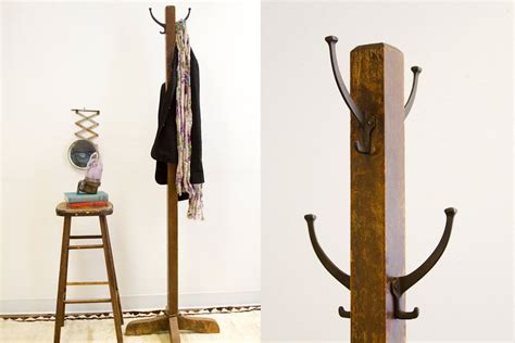 Old Fashioned Coat Rack Stand – Tradingbasis