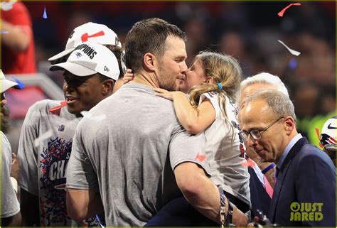 Photo: tom brady kisses vivian after super bowl win 08 | Photo 4222883 ...