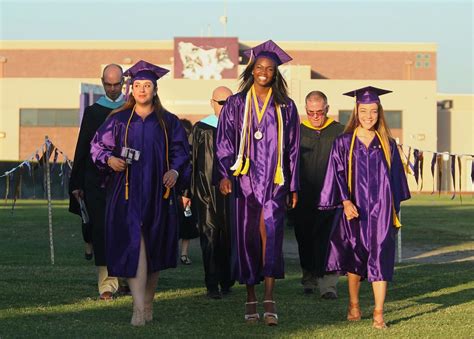 Graduation 2015: Ridgeview High photo gallery | Photo Gallery ...