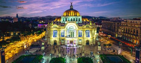 15 Famous Mexico City Landmarks & Historical Sites