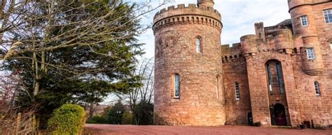 A Royal Stay At Dalhousie Castle, Edinburgh - Crisp White Sheets