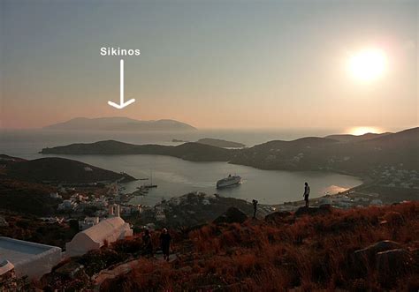 Sikinos island in Greece. Ferries. Beaches. Accommodation.