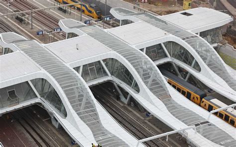 ARNHEM CENTRAL PLATFORMS BY UNSTUDIO | A As Architecture