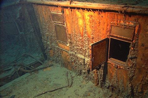 wireless room on the titanic - Google Search Rms Titanic, Titanic Wreck, Titanic Photos, Titanic ...