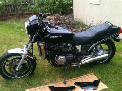 1983 Honda sabre vf750s