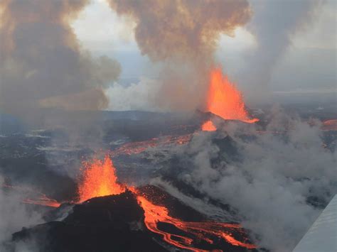 Iceland Volcanoes Lava Lake - Business Insider