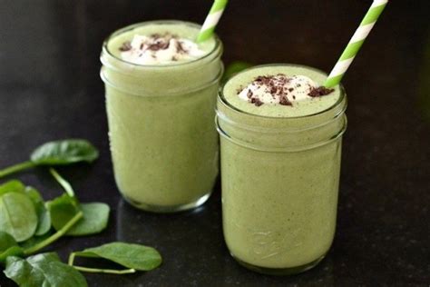 8 Resep Smoothies Bayam Kekinian