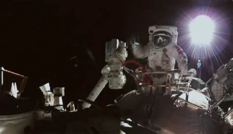 Taikonaut completes first female spacewalk on Chinese space station ...