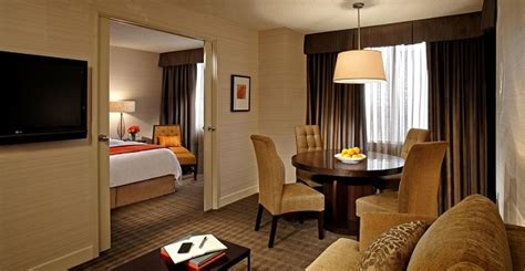 Hotel Cambridge Suites, Toronto | Expert Reviews | Deals From $144