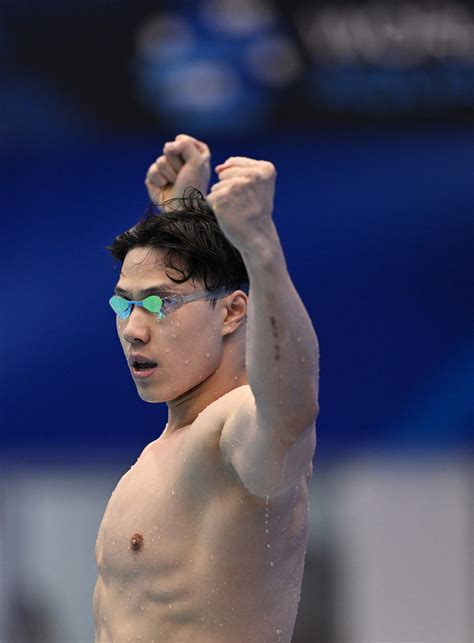 Qin Haiyang claims historic treble in world-record time - Chinadaily.com.cn