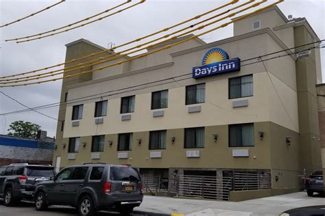 Days Inn by Wyndham Brooklyn Marine Park | Brooklyn, NY Hotels