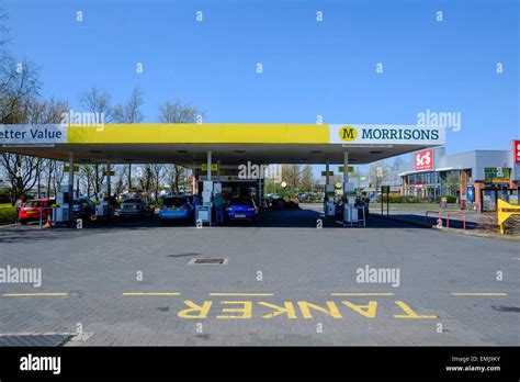 Morrisons petrol station hi-res stock photography and images - Alamy