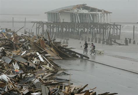 What's the difference between a tropical depression and a tropical storm? | The US Sun