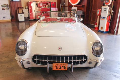 1953 CHEVY CORVETTE CONVERTIBLE | Creekridge Classic Car Collection