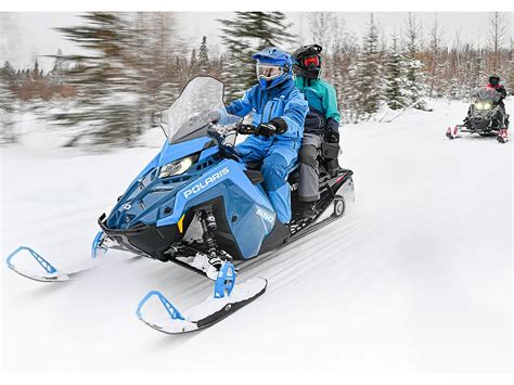 2024 Polaris 650 Indy Adventure 137 ES Snowmobiles Antigo Wisconsin S24TDE6RS