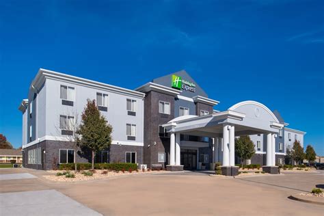 Holiday Inn Express Hotel & Suites Pittsburg, an IHG Hotel Pittsburg, Kansas, US - Reservations.com